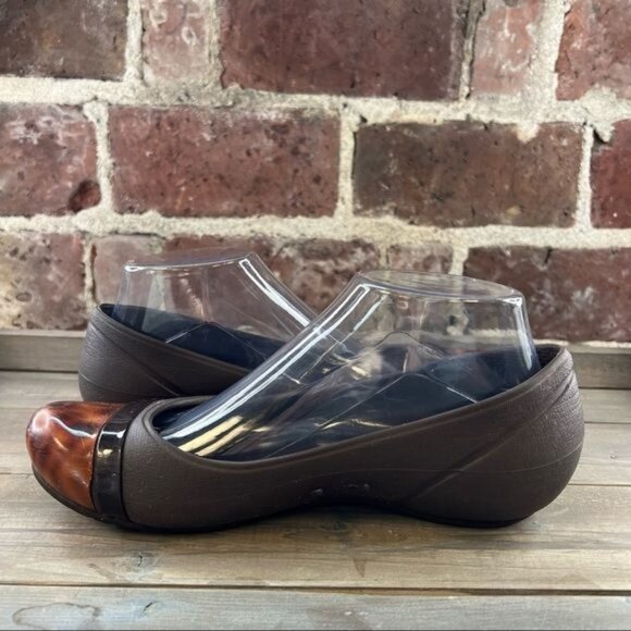 Crocs Cap Toe Tortoise Ballet Flats Brown Slip On Comfort Women's Size 7 - Picture 6 of 9